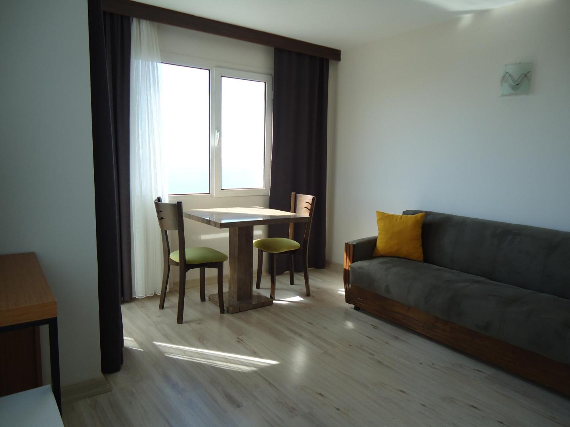 La Bella Suit Otel Kusadası Exteriör bild